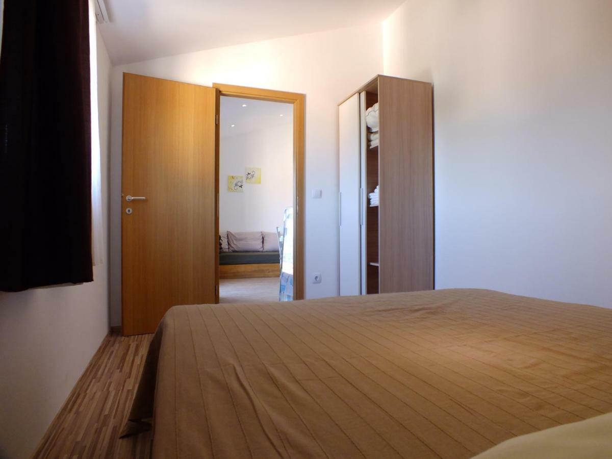 Apartmani Barisic Brodarica  Luaran gambar
