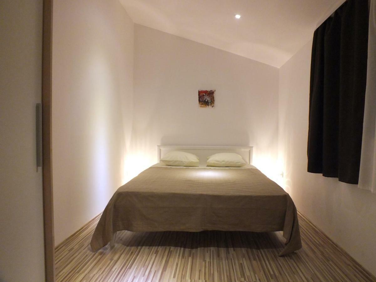 Apartmani Barisic Brodarica  Luaran gambar
